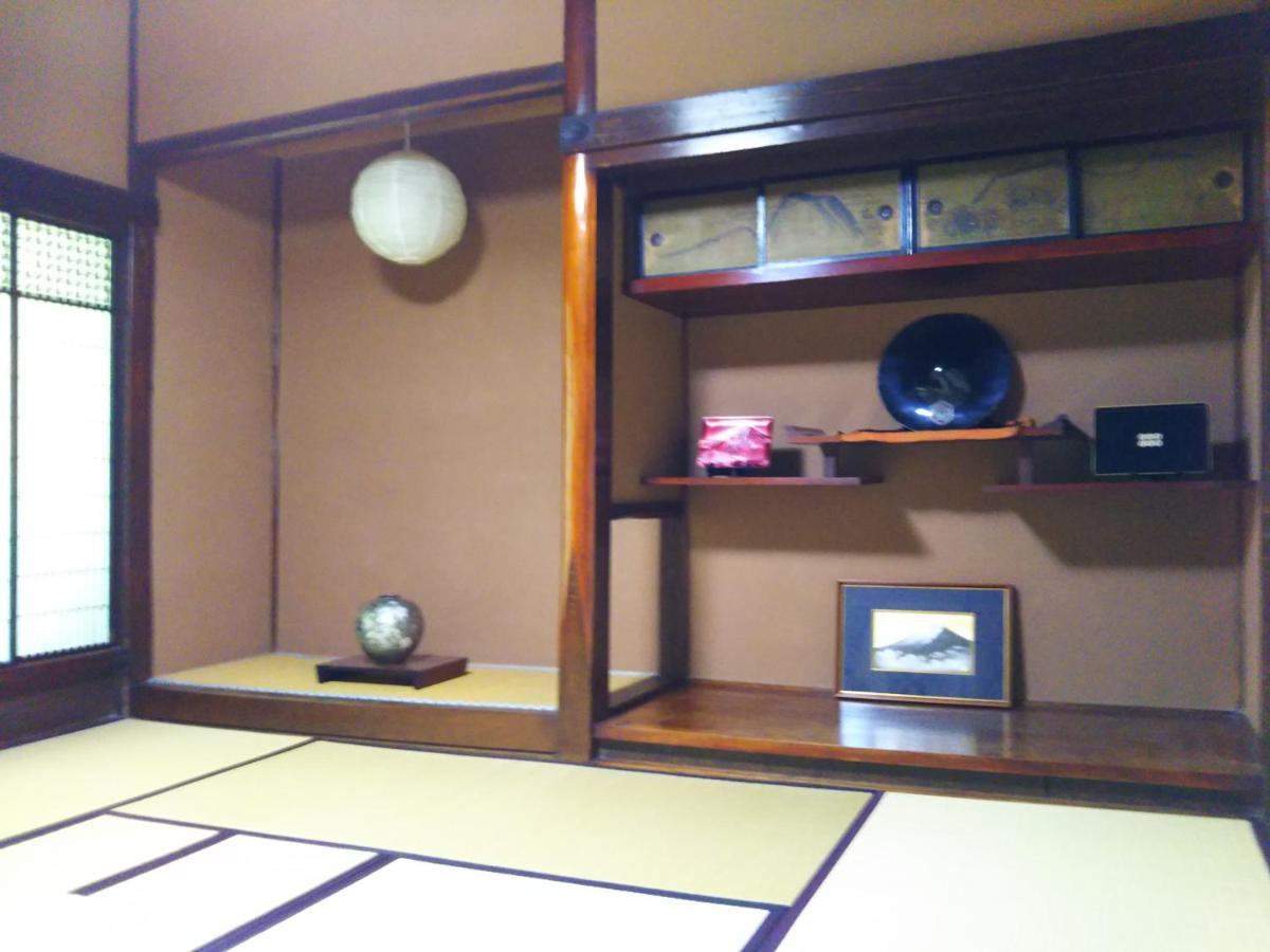ゲストハウス「古民家の宿梨本軒」 Takayama (Nagano) Exterior foto